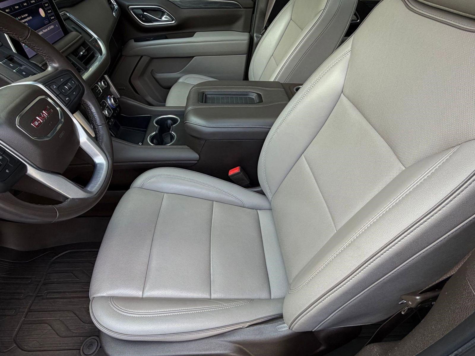 Used 2021 GMC Yukon XL SLT w/ Rear Media and Nav Package image 5