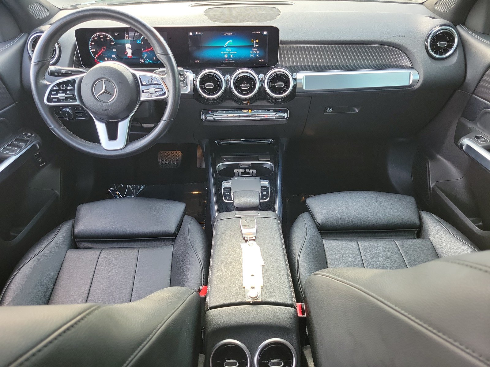 Used 2020 Mercedes-Benz GLB 250 4MATIC image 28
