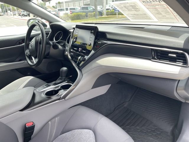 Used 2024 Toyota Camry LE w/ Convenience Package FWD image 27