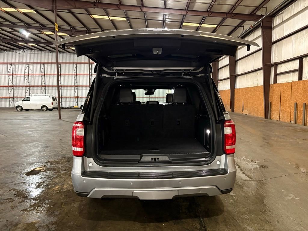 Used 2021 Ford Expedition Max XLT image 12
