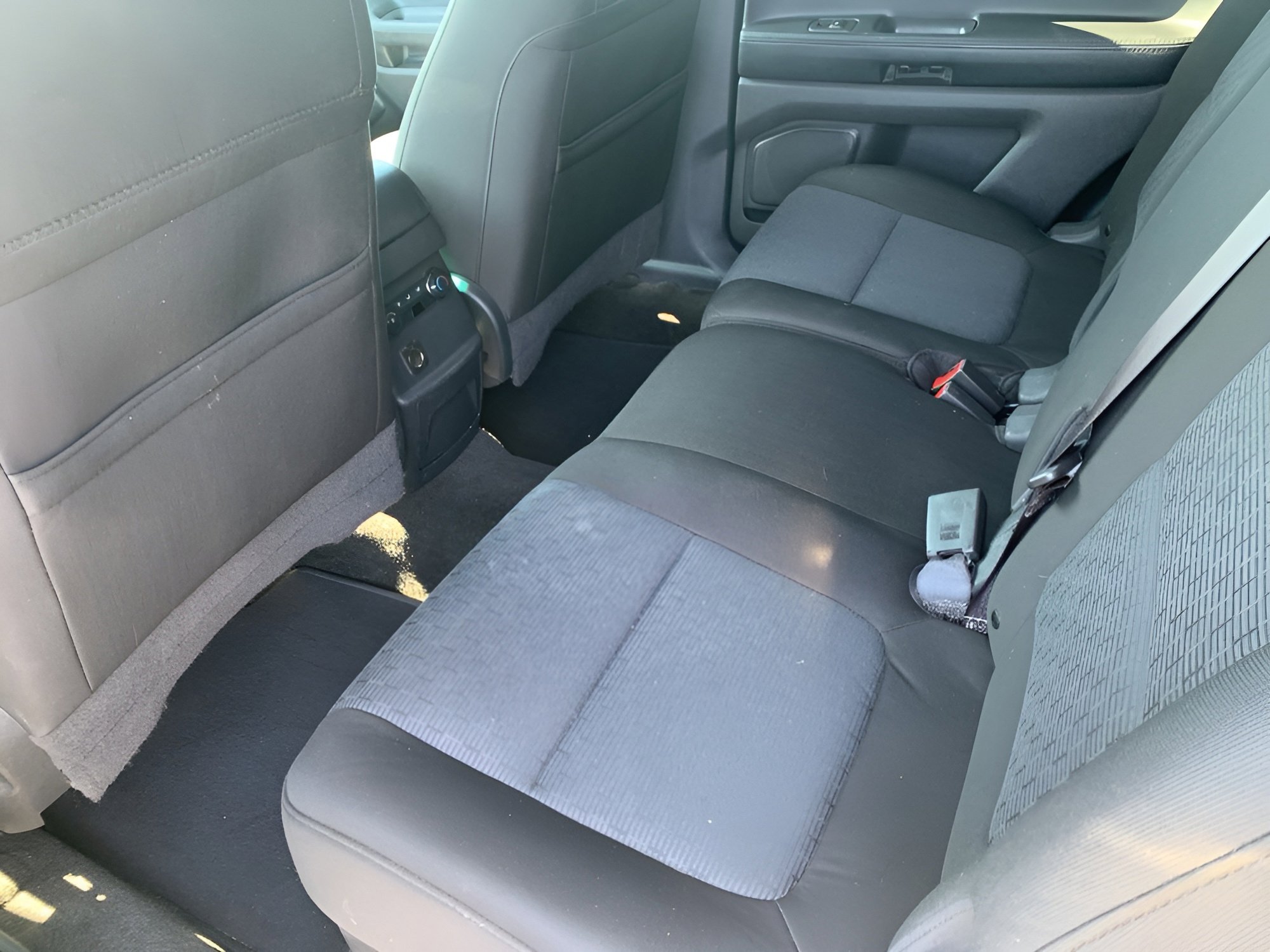Used 2012 Ford Explorer XLT FWD image 21
