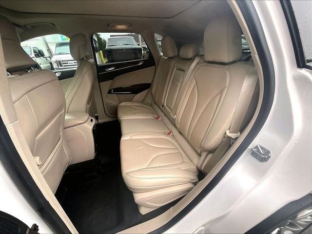 Used 2019 Lincoln MKC Reserve AWD/4WD image 22