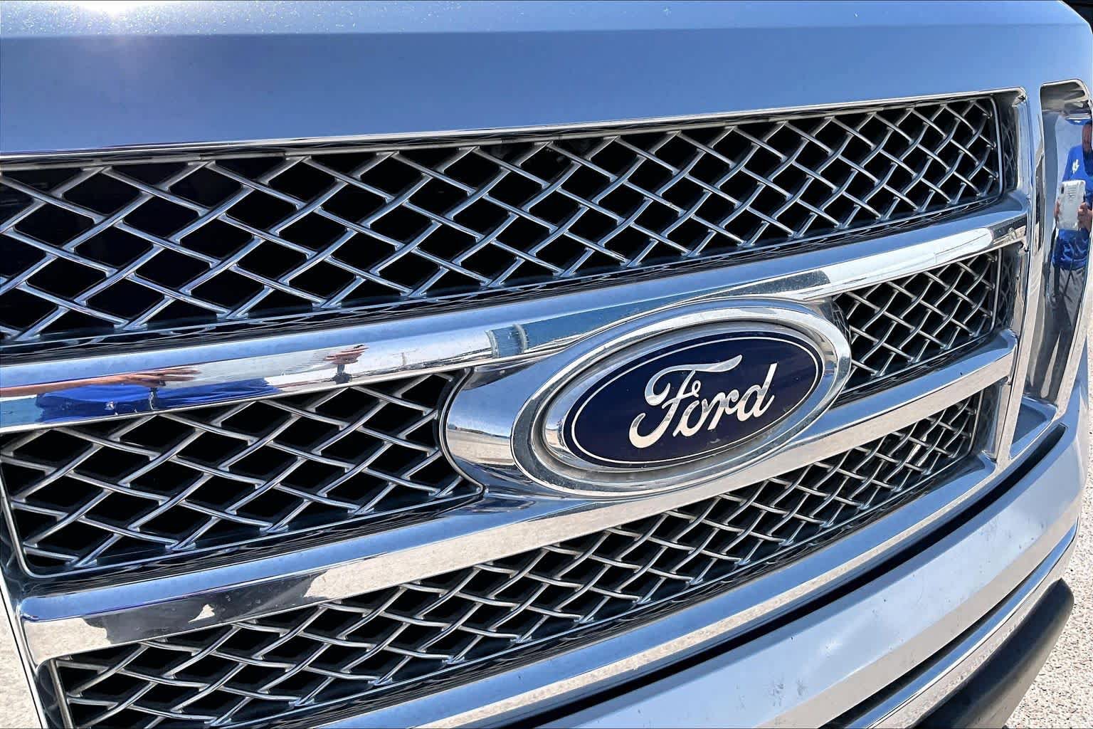 Used 2010 Ford F150 Lariat image 28