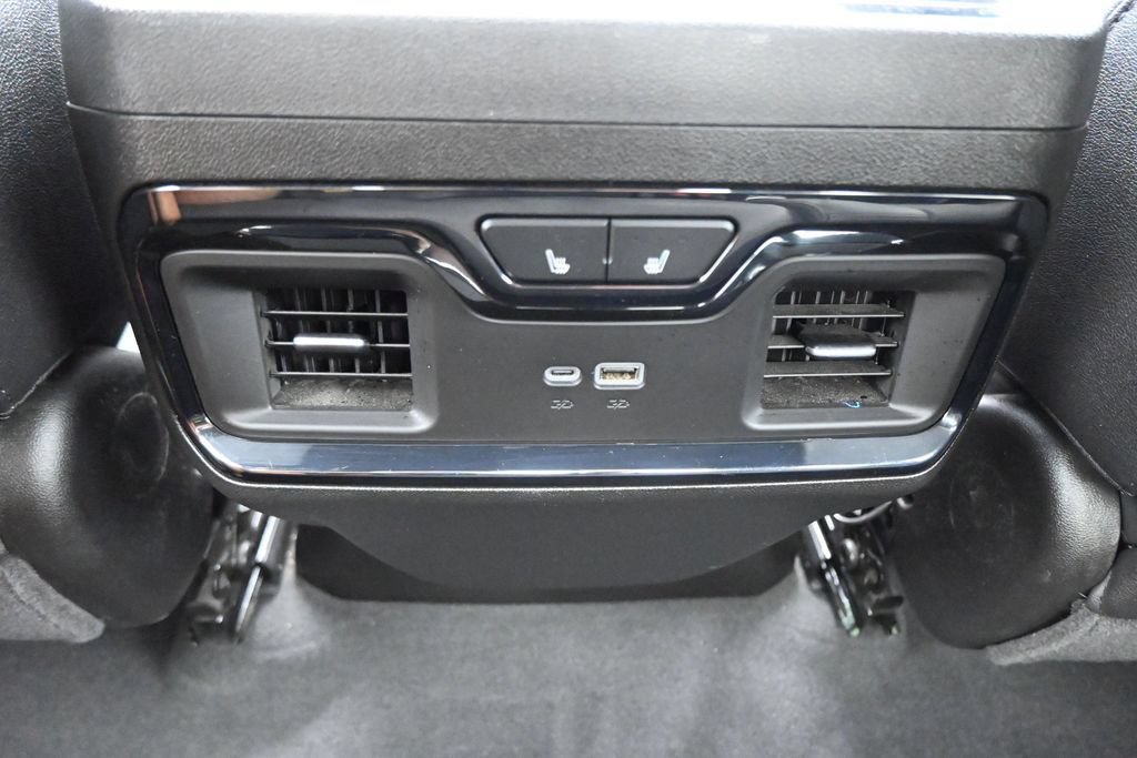 Used 2025 GMC Sierra 2500 AT4 w/ AT4 Premium Plus Package AWD/4WD image 22
