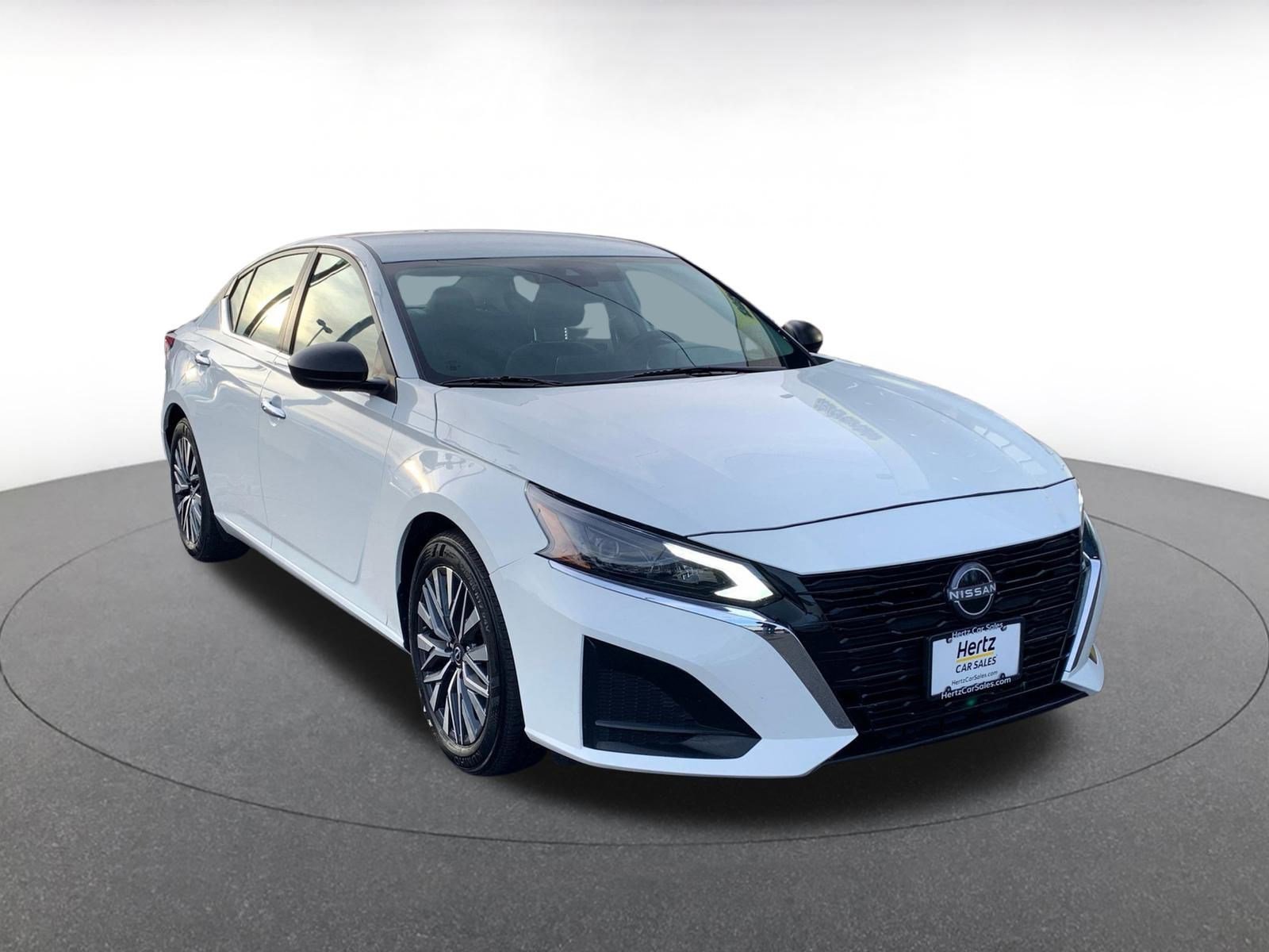 Used 2025 Nissan Altima 2.5 SV video 1
