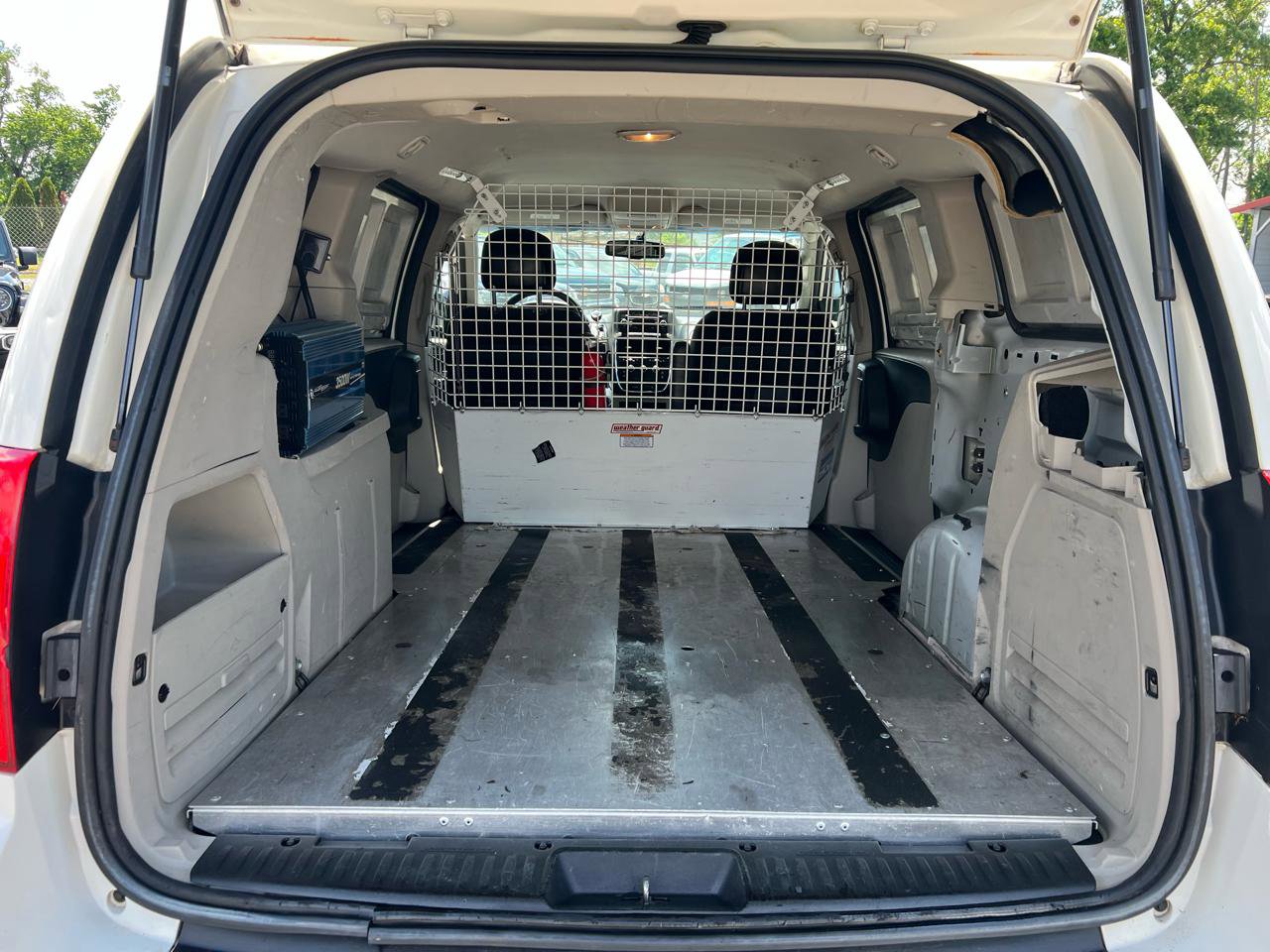 Used 2013 RAM C/V Tradesman w/ UConnect Hands-Free Group FWD image 18