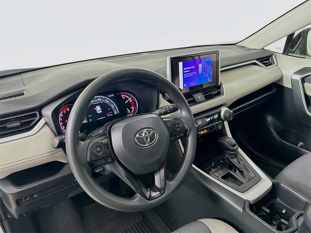 Used 2024 Toyota RAV4 XLE image 10