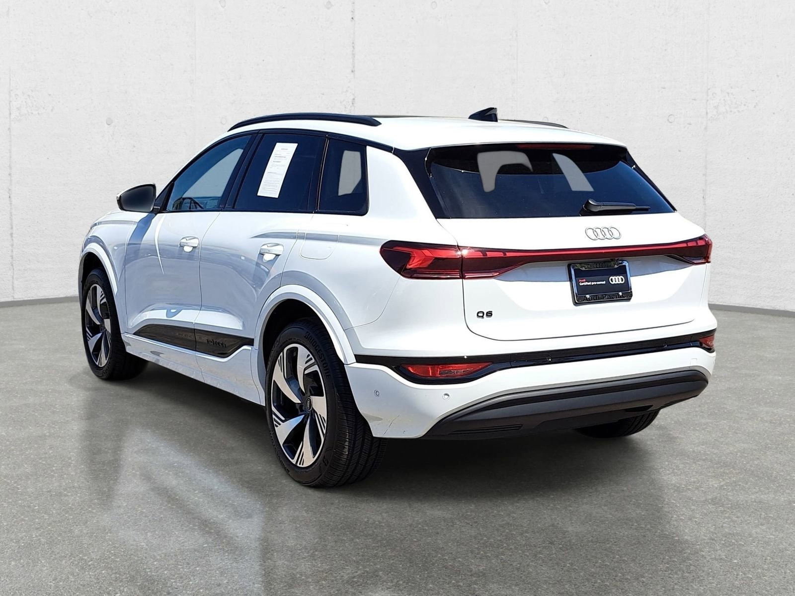 Certified 2025 Audi Q6 e-tron Premium Plus w/ Premium Plus AWD/4WD image 7