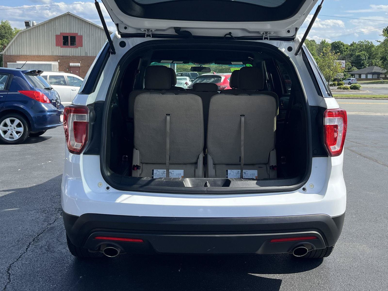 Used 2016 Ford Explorer FWD image 20