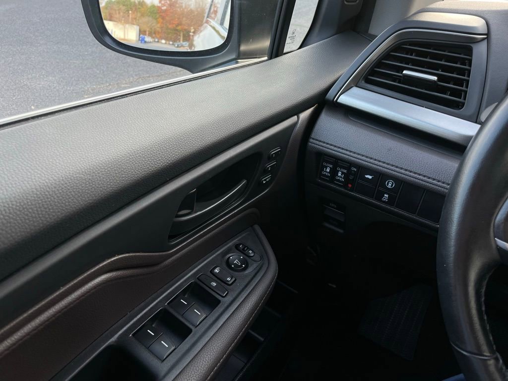 Certified 2024 Honda Odyssey EX-L image 23