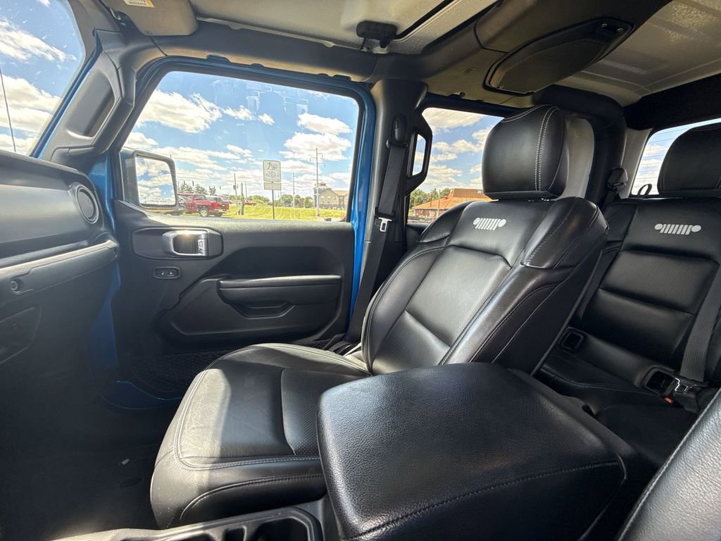 Used 2022 Jeep Gladiator Sport AWD/4WD image 30