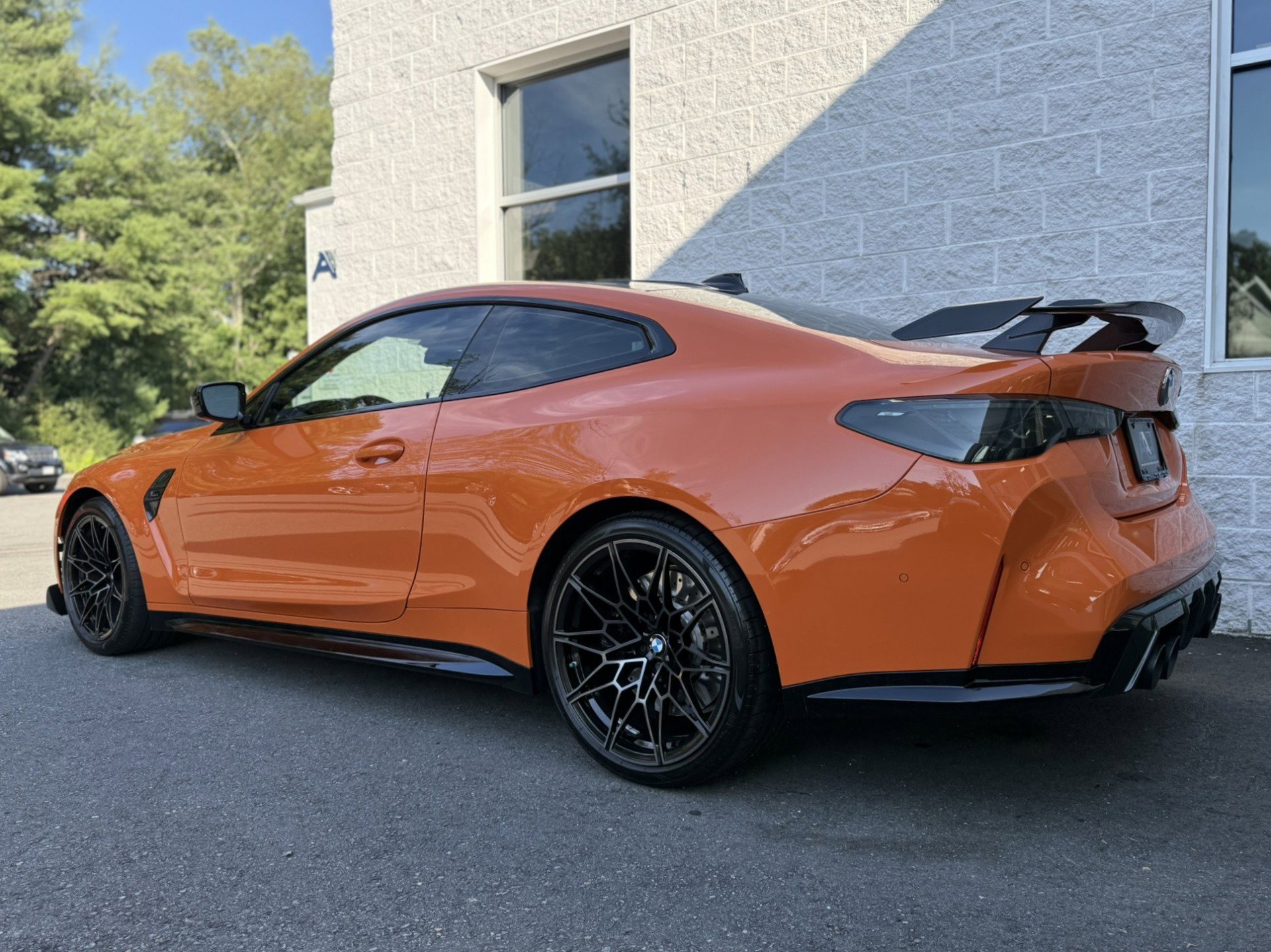 Used 2022 BMW M4 xDrive Competition w/ M Carbon Exterior Package image 6