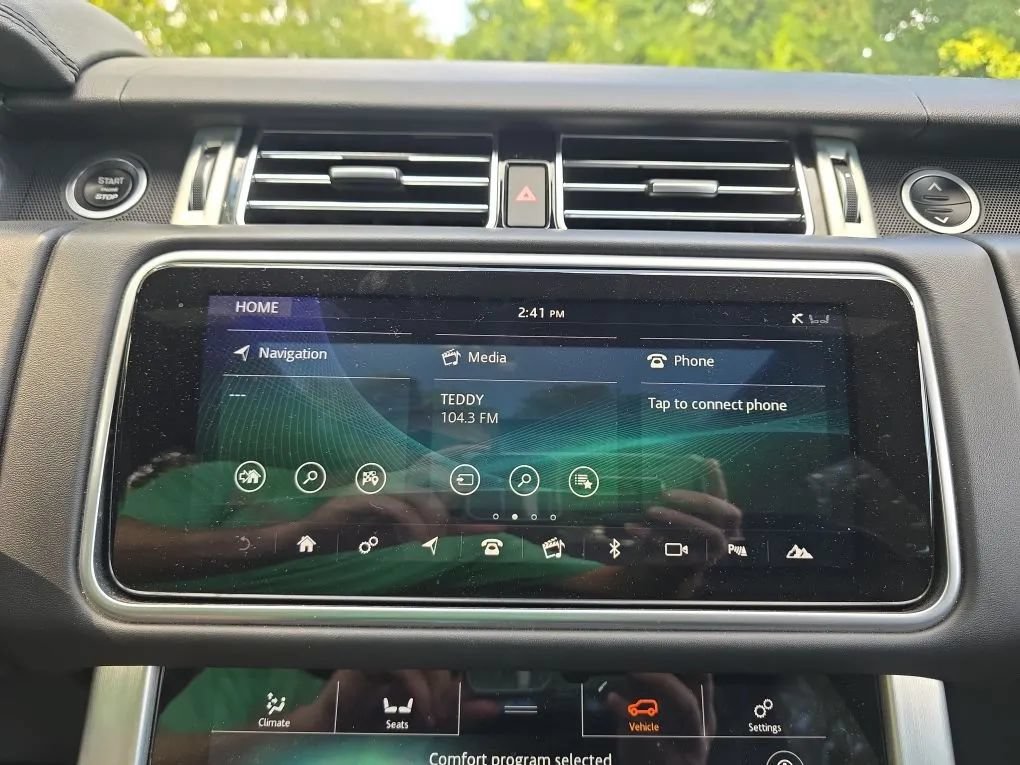 Used 2020 Land Rover Range Rover HSE AWD/4WD image 28