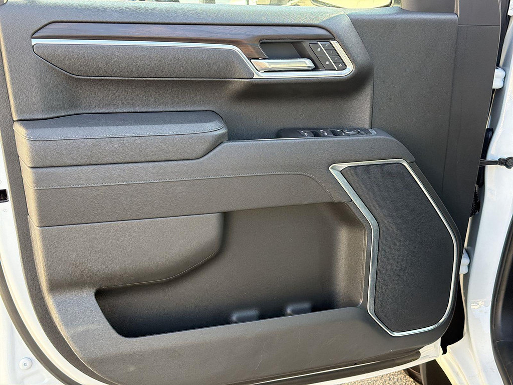 Used 2026 GMC Sierra 1500 SLT RWD image 21