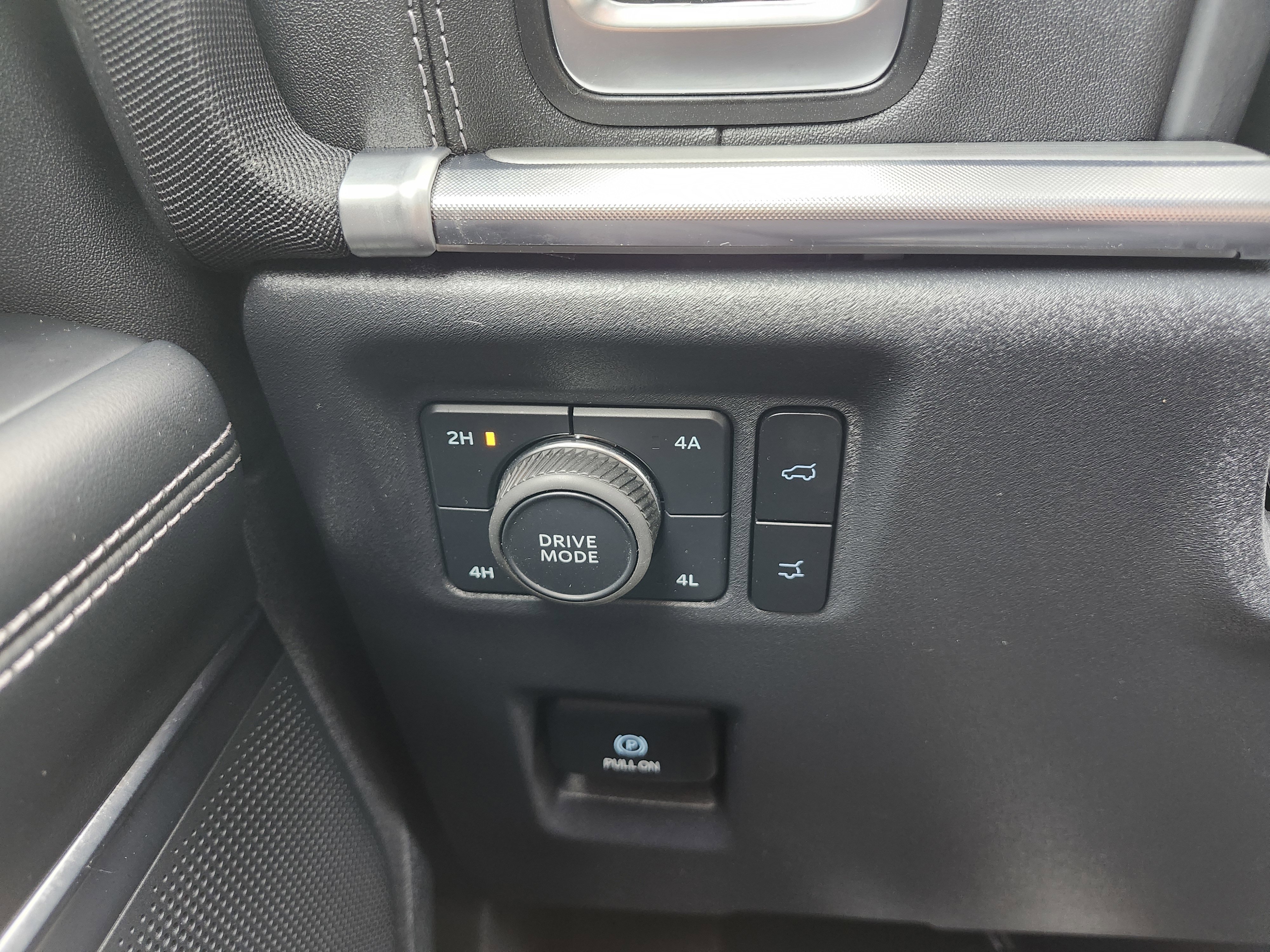 Used 2025 Ford Expedition Platinum AWD/4WD image 37