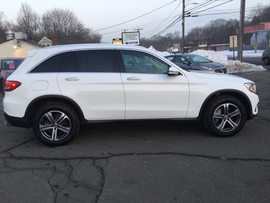Used 2019 Mercedes-Benz GLC 300 4MATIC image 5