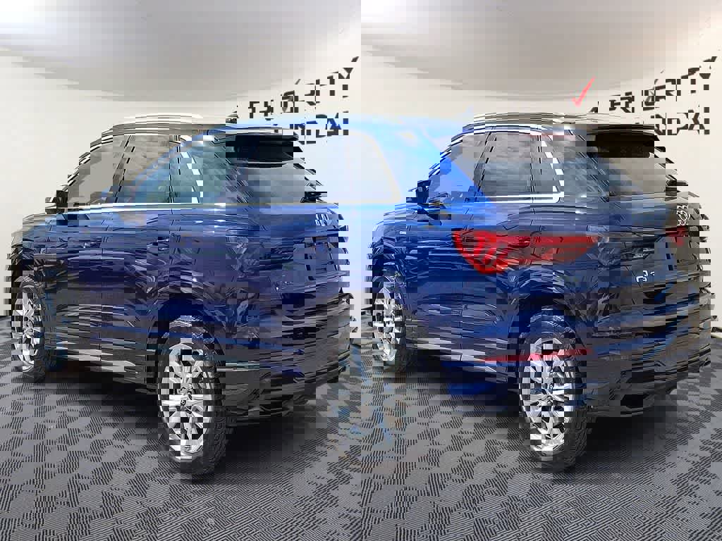 Used 2021 Audi Q3 2.0T Premium Plus w/ Premium Plus Package image 6