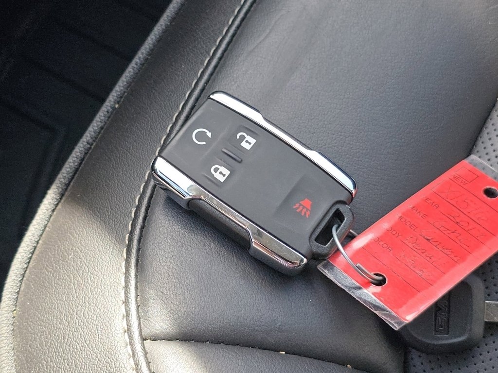 Used 2017 GMC Canyon Denali image 34