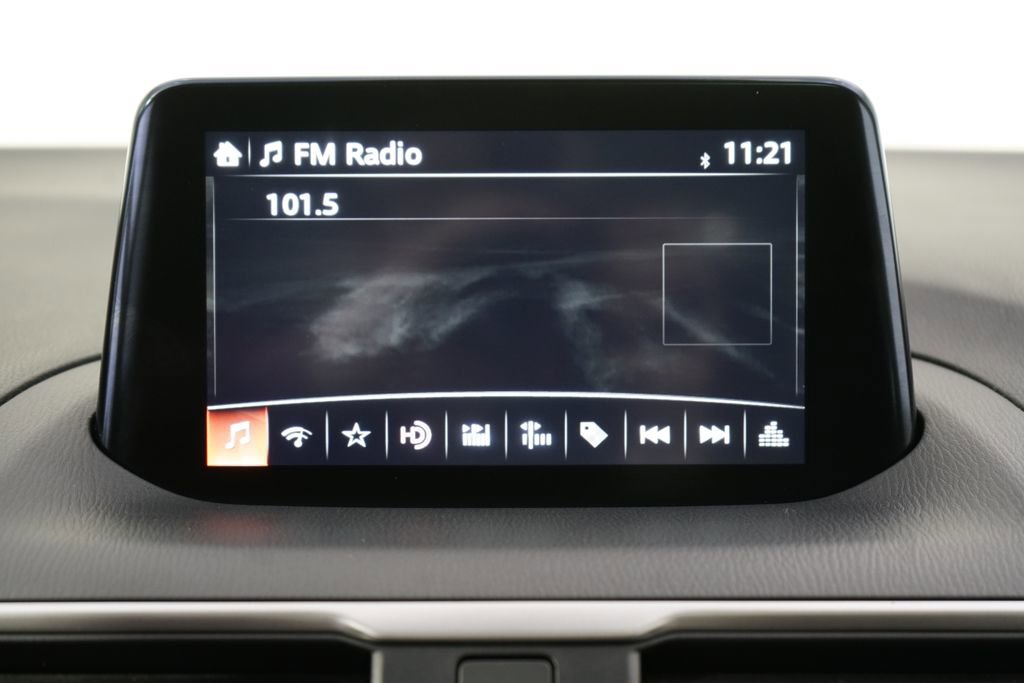 Used 2017 MAZDA MAZDA3 Touring FWD image 28