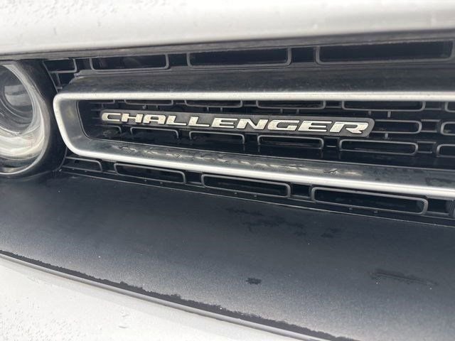 Used 2016 Dodge Challenger SXT w/ Super Sport Group (SS/T) image 41