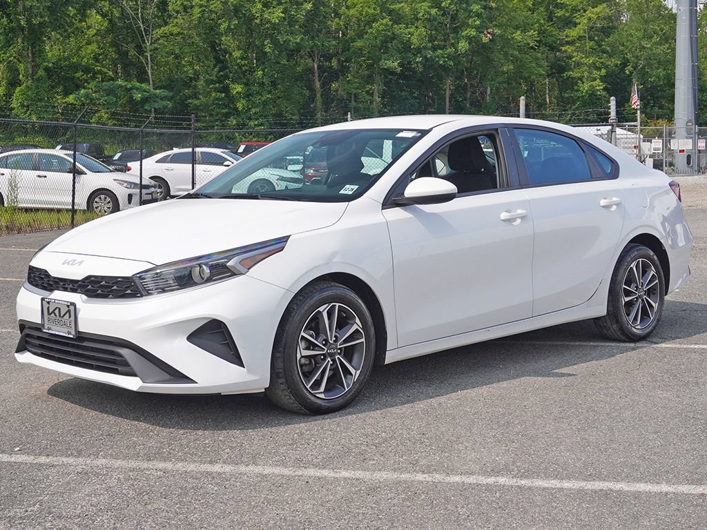 Used 2024 Kia Forte LXS FWD image 5