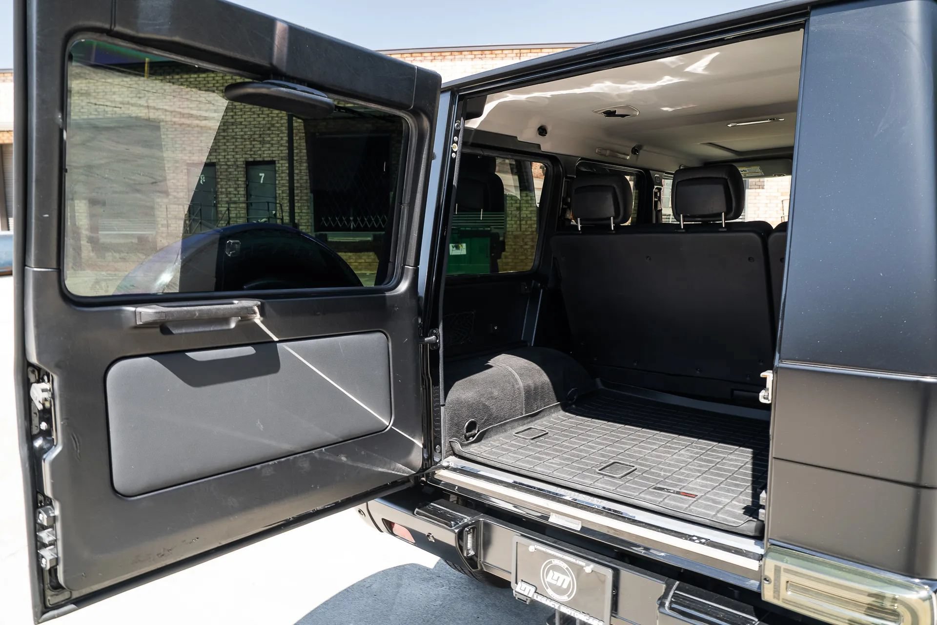 Used 2016 Mercedes-Benz G 550 image 9