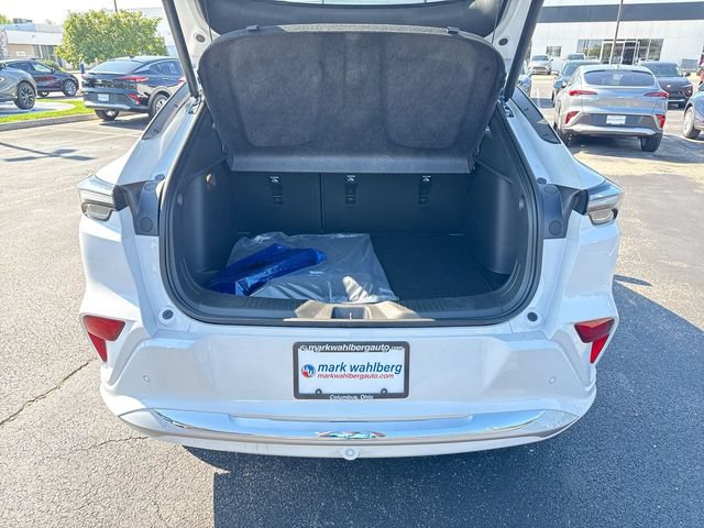 New 2026 Buick Envista Sport Touring FWD image 23