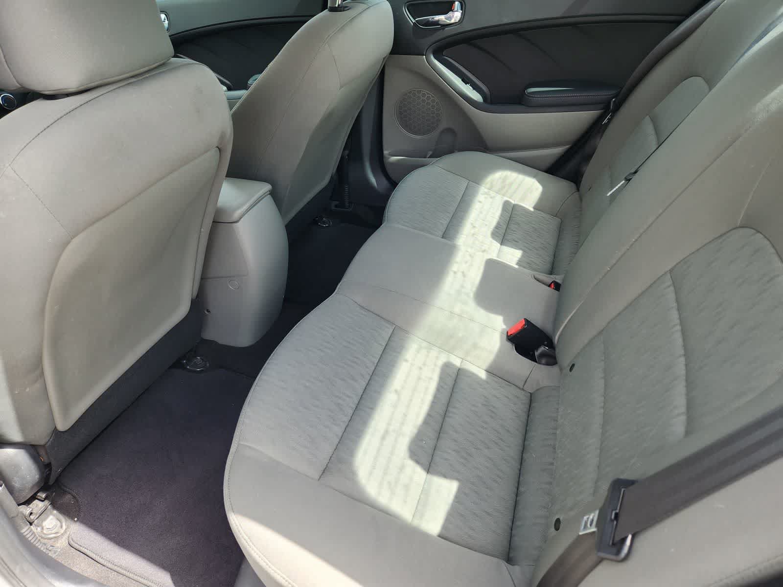 Used 2016 Kia Forte LX FWD image 26