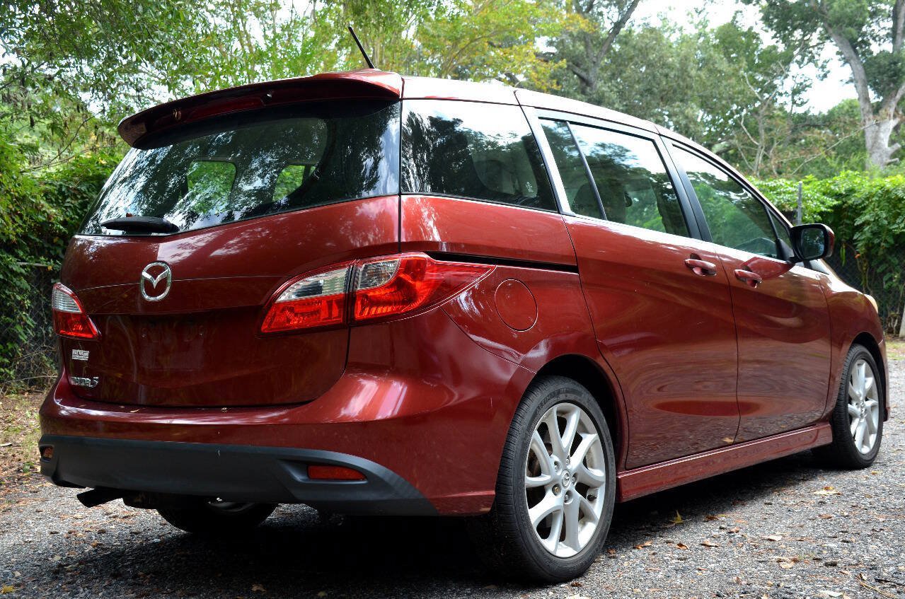 Used 2012 MAZDA MAZDA5 Touring w/ Moonroof & Audio Pkg FWD image 5
