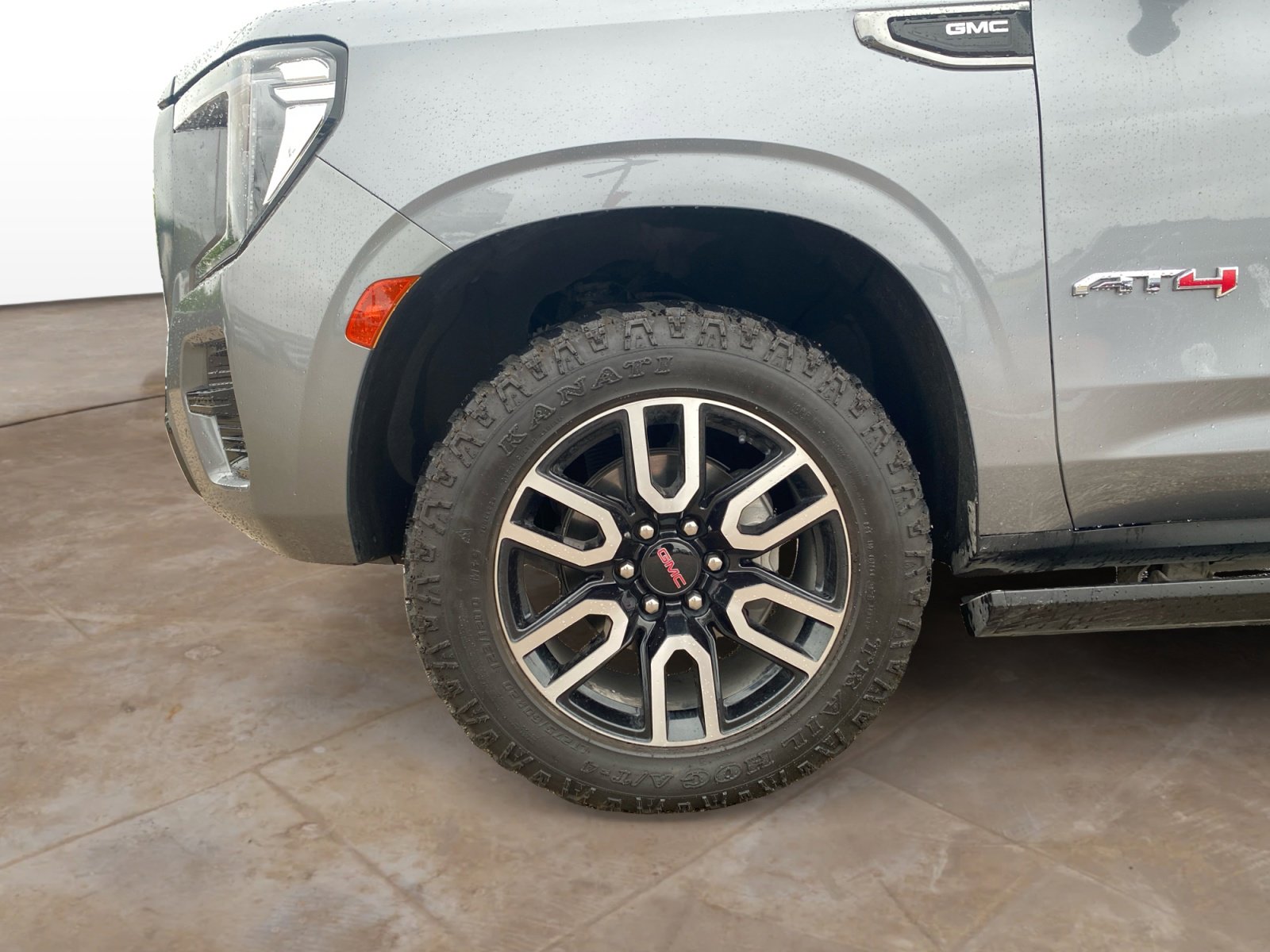 Used 2022 GMC Yukon AT4 w/ AT4 Premium Plus Package image 31