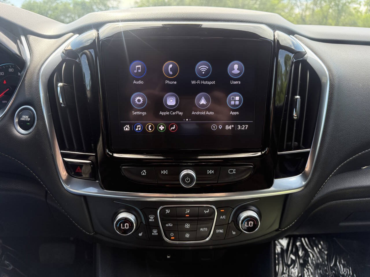 Used 2023 Chevrolet Traverse LT AWD/4WD image 16