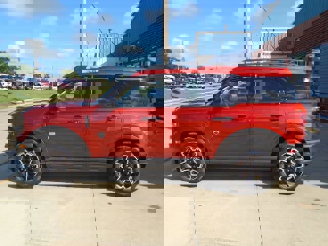 Used 2022 Ford Bronco Sport Big Bend w/ Convenience Package image 3