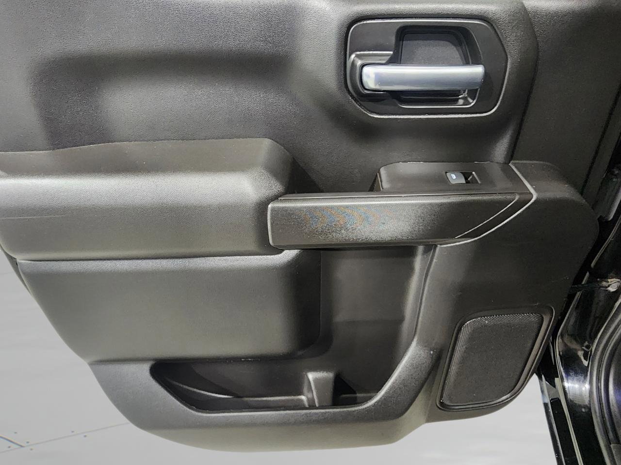 Used 2021 Chevrolet Silverado 1500 Custom w/ Rally Edition image 29