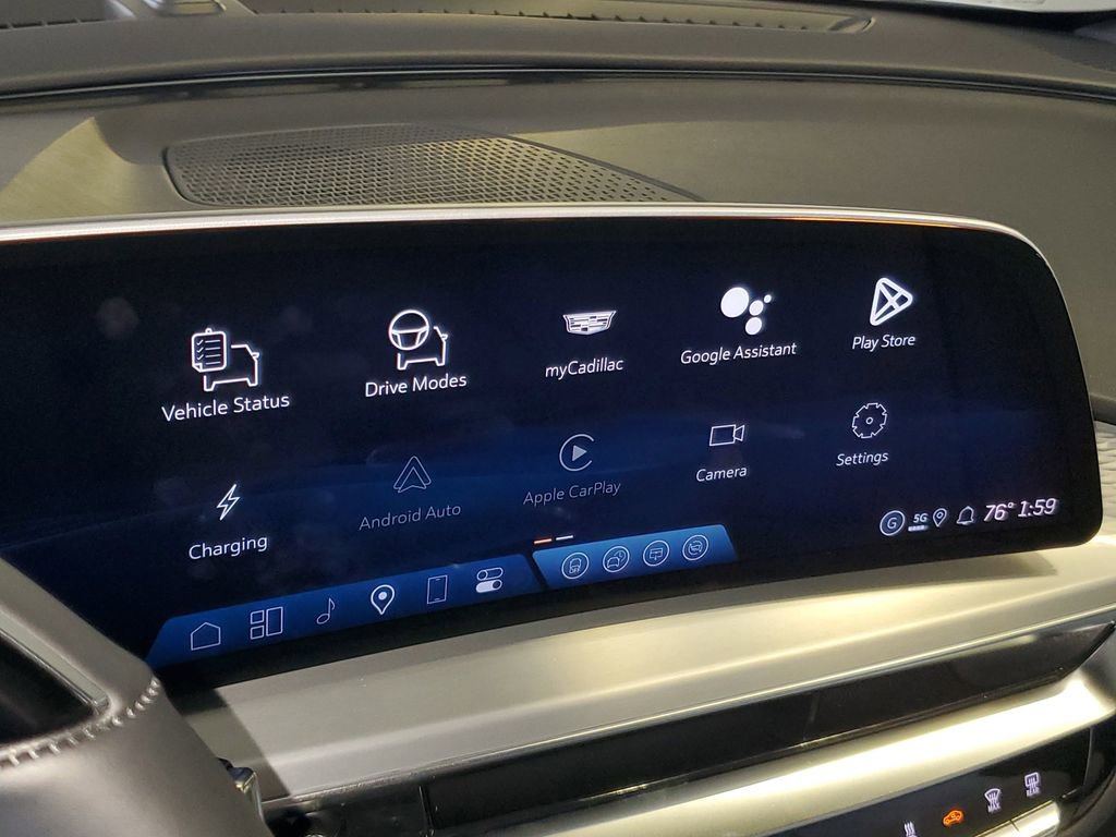 New 2026 Cadillac Lyriq Sport RWD image 21