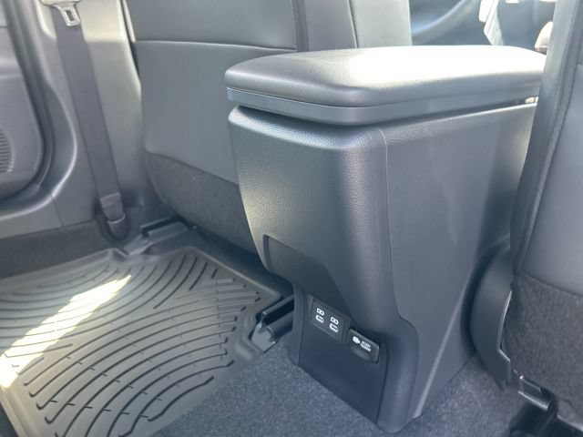 New 2026 Toyota Prius Plug-In Hybrid FWD image 16