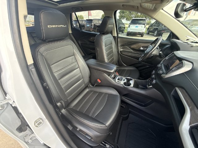 Certified 2022 GMC Terrain Denali w/ LPO, Floor Liner Package AWD/4WD image 29