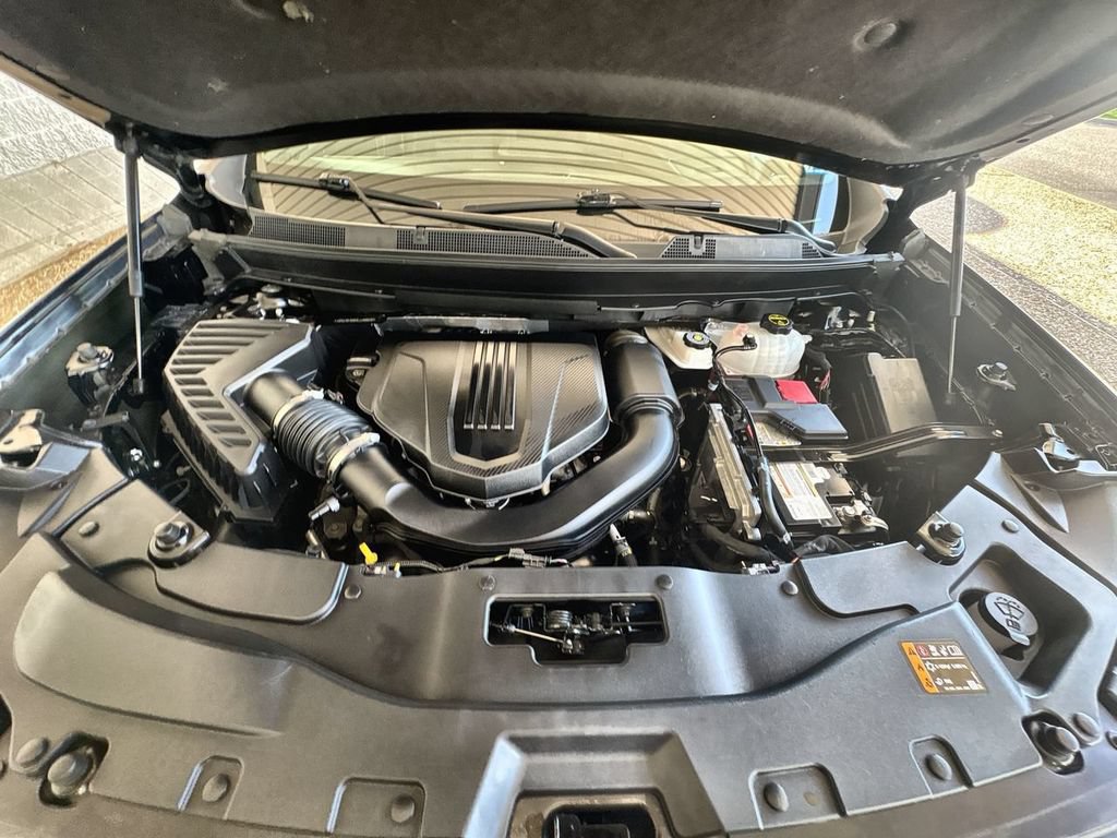 Certified 2025 GMC Acadia Elevation FWD image 30