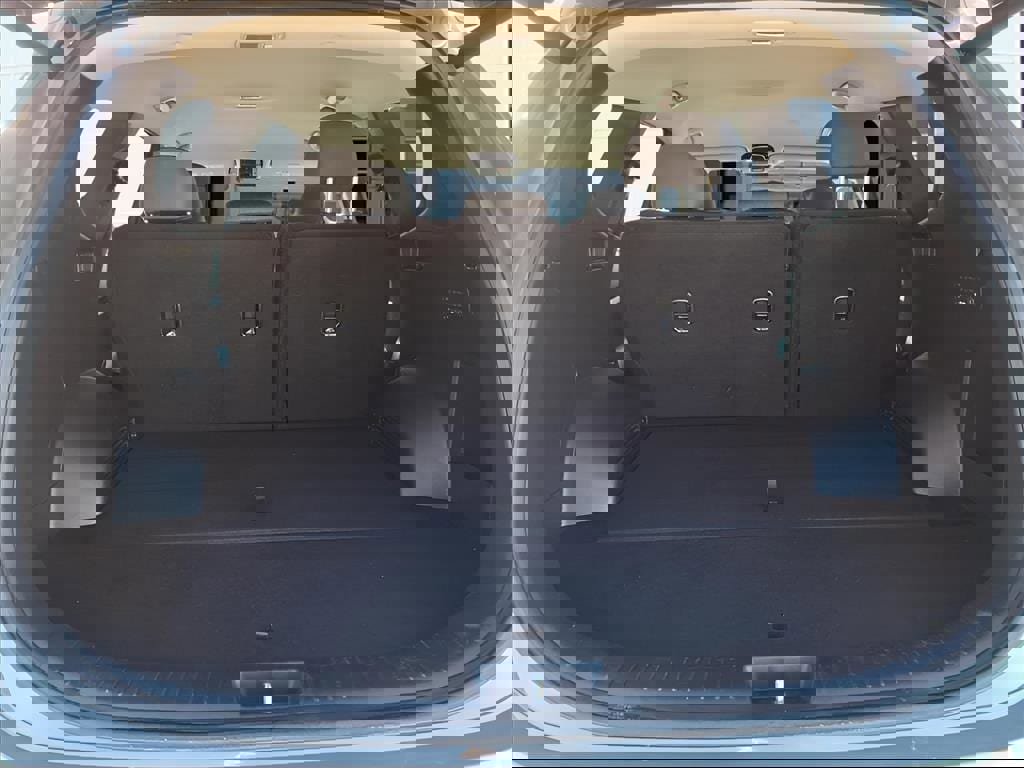 Used 2023 Hyundai Santa Fe SEL image 5