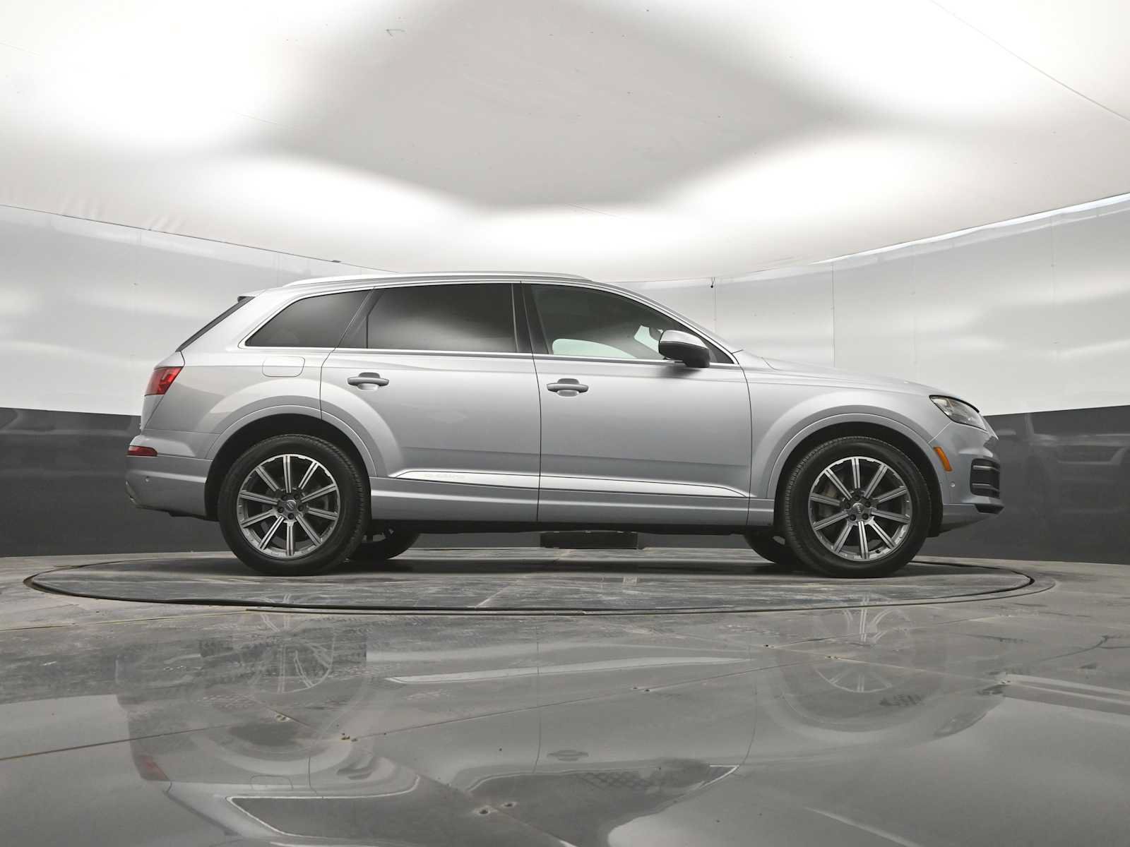 Used 2019 Audi Q7 3.0T Premium Plus w/ Premium Plus Package AWD/4WD image 46