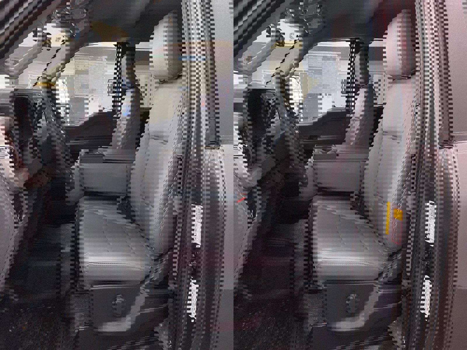 New 2026 Ford F250 XL w/ XL Chrome Package image 11