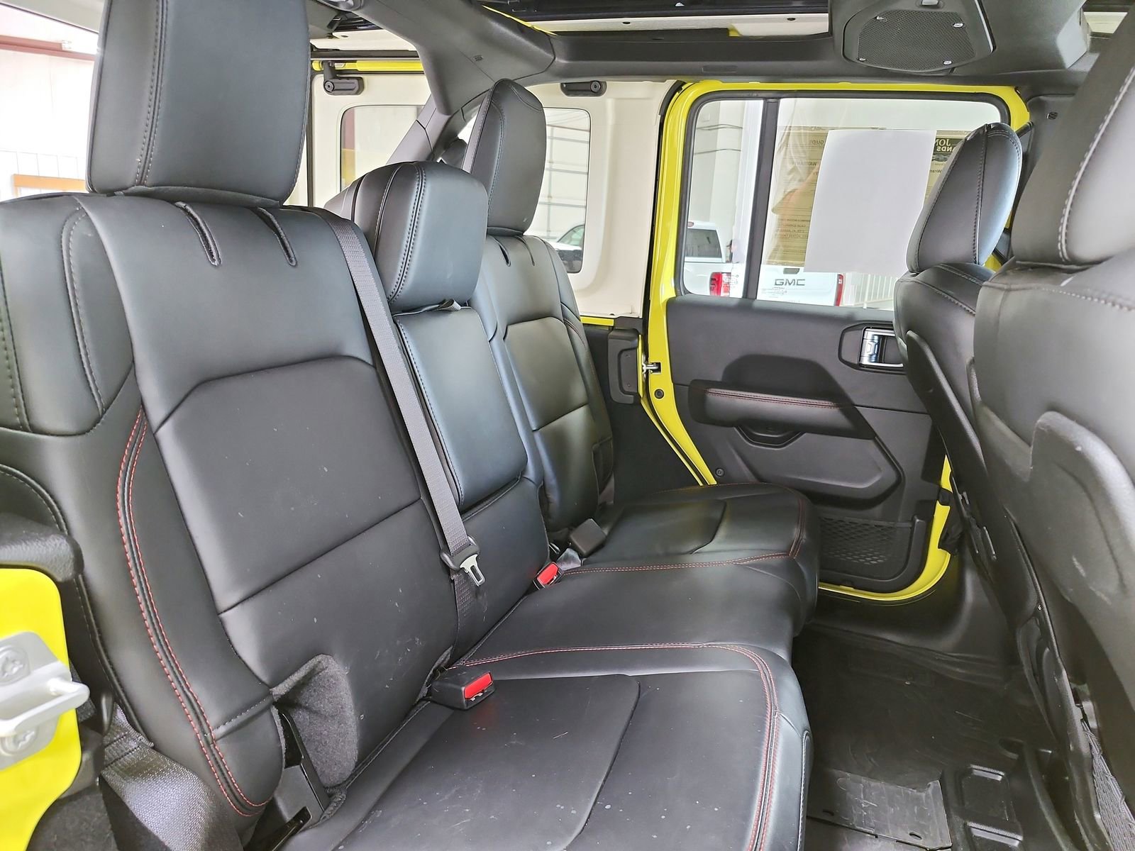 Used 2024 Jeep Wrangler Unlimited Rubicon image 43