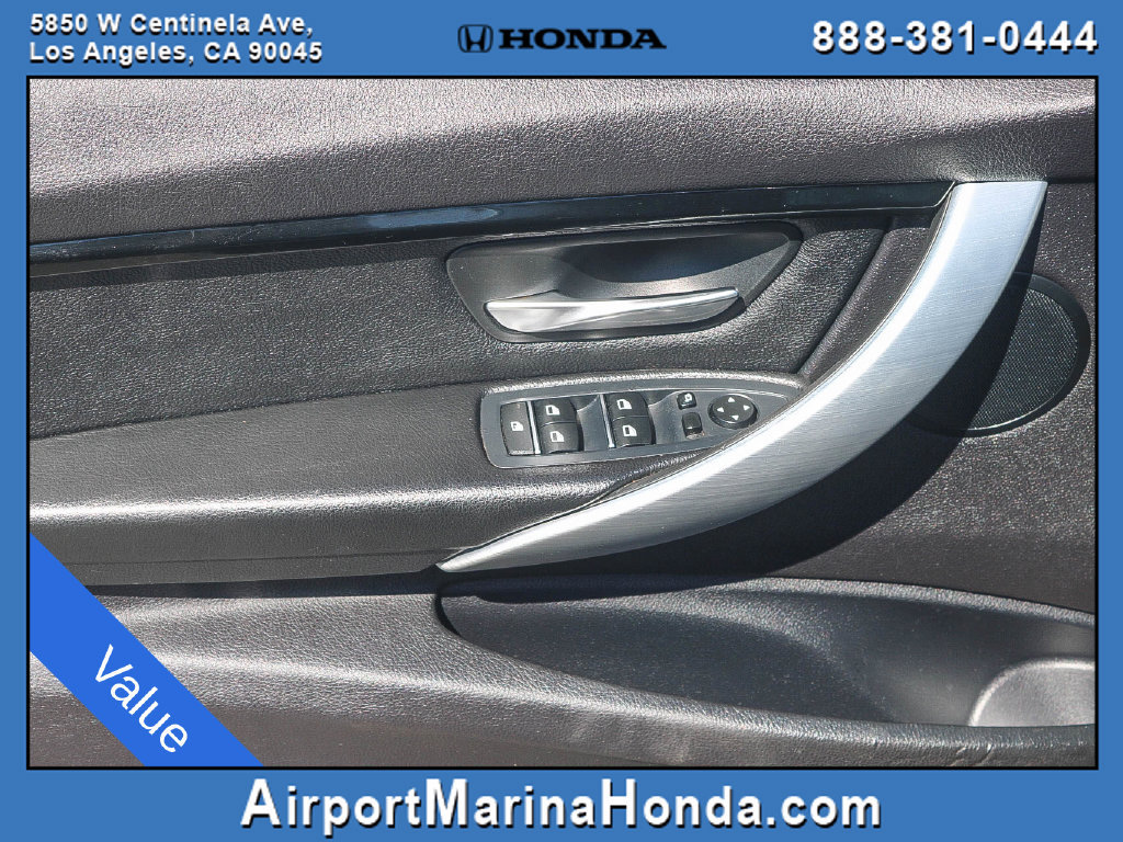 Used 2017 BMW 330i Sedan RWD image 22