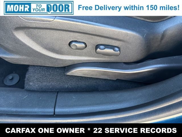 Used 2020 Chevrolet Trax LT w/ LT Convenience Package image 11