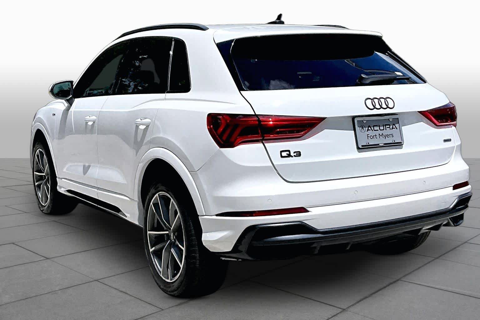 Used 2021 Audi Q3 2.0T Premium w/ Convenience Package AWD/4WD image 12