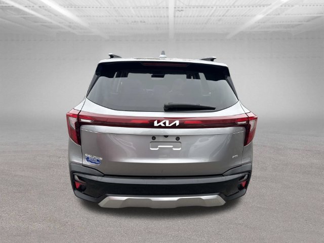 Used 2024 Kia Seltos SX AWD/4WD image 6