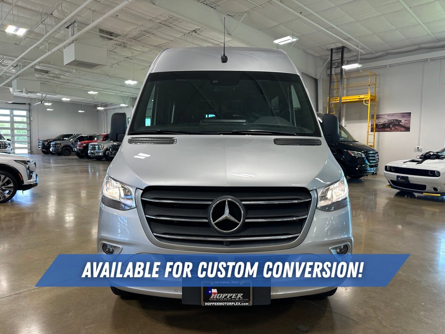 Used 2023 Mercedes-Benz Sprinter 2500 image 4