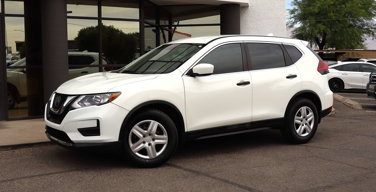 Used 2018 Nissan Rogue S FWD image 3