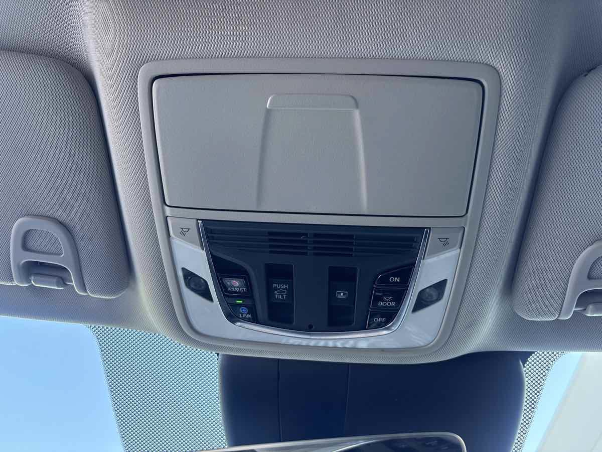 Used 2019 Acura RDX w/ Technology Package FWD image 26