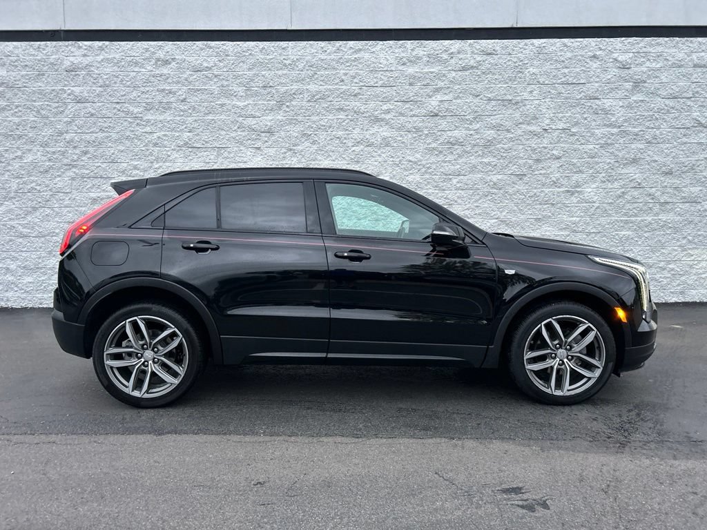 Certified 2023 Cadillac XT4 Sport w/ Cold Weather Package AWD/4WD image 5