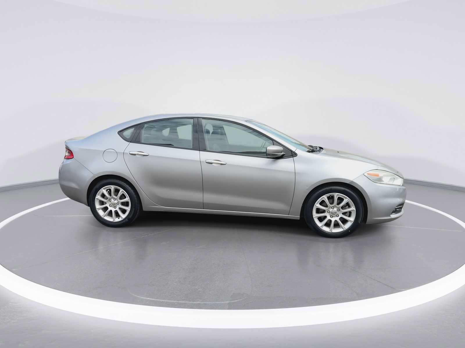 Used 2016 Dodge Dart Limited FWD image 9